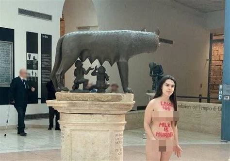 Roma, Maria Sofia Federico nuda ai Musei Capitolini per